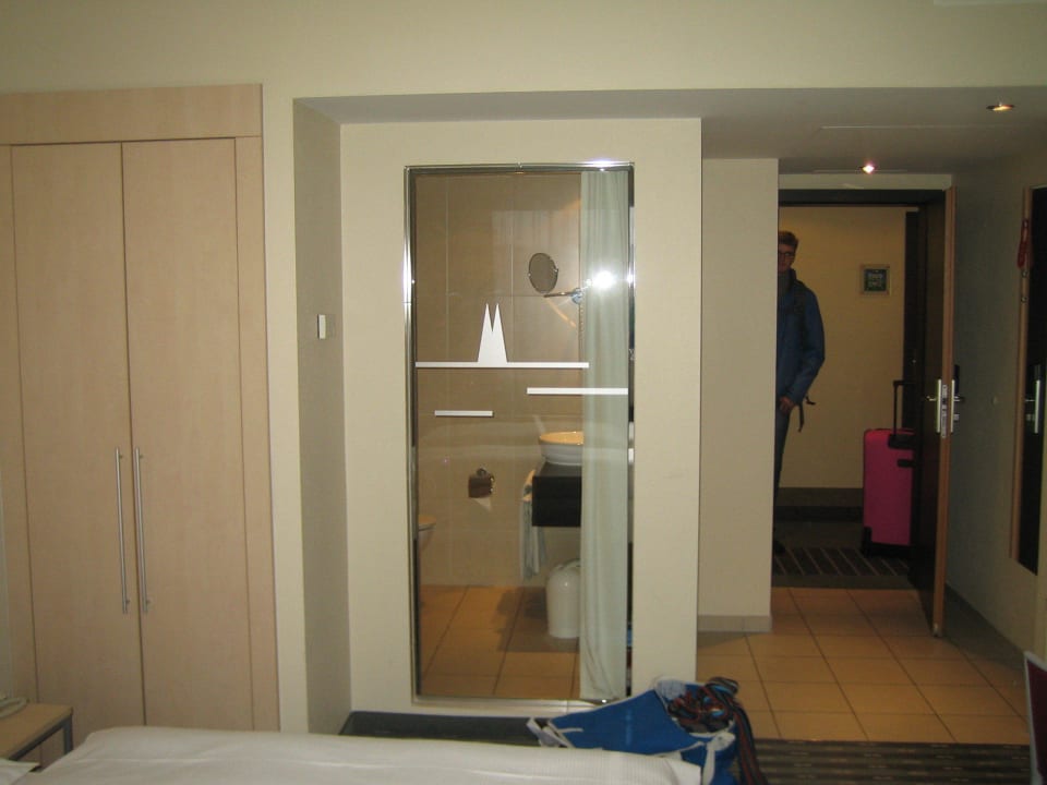 Wie auf der Herbertstraße *g* Hotel Lyskirchen Köln