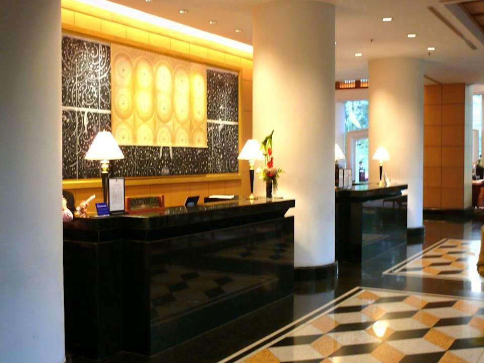 Lobby Hotel Century Park