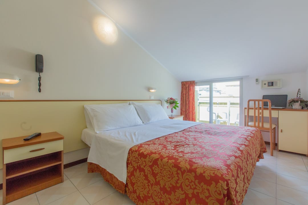 Zimmer Hotel La Capinera