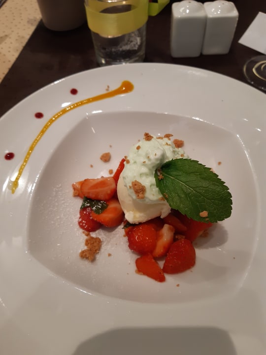 Gastro Warias Hotel & Restaurant am Geiseltalsee - Nähe Merseburg