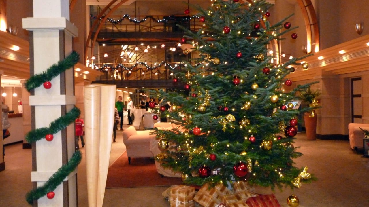 Eingang AEDENLIFE Hotel & Resort Rügen