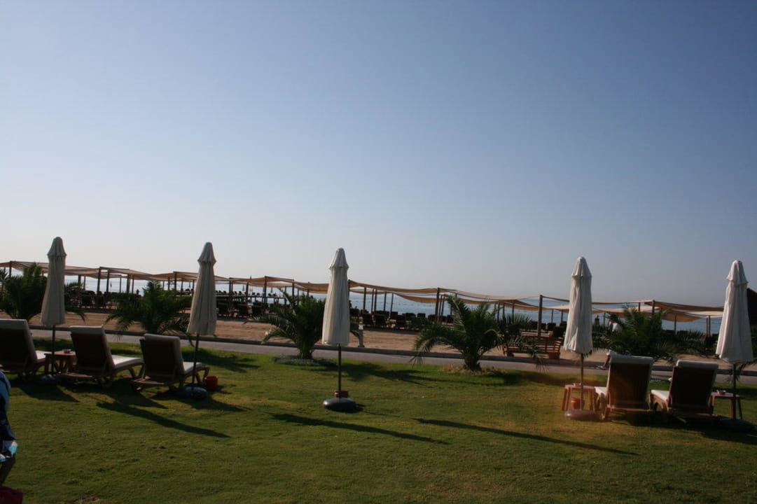 Blick von der Liegewiese am Pool zum Meer Rixos Premium Belek