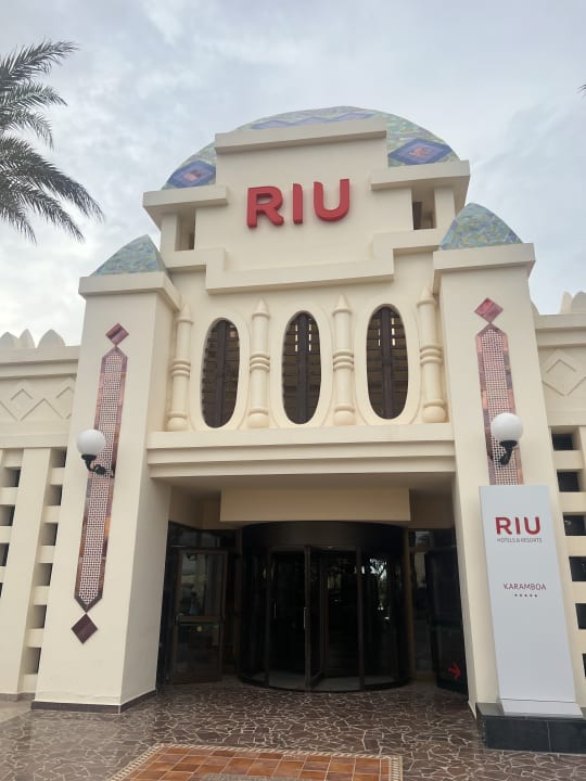 Lobby Hotel Riu Karamboa