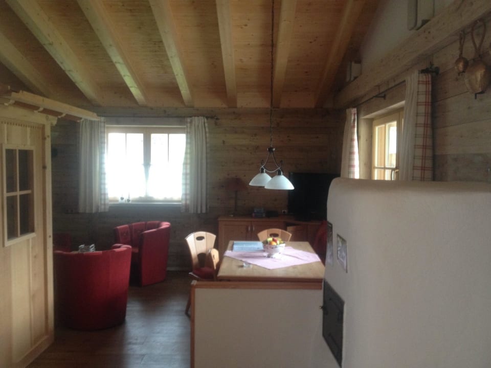 Gemütliches Wohnzimmer  Luxury Chalets Wiesenruh