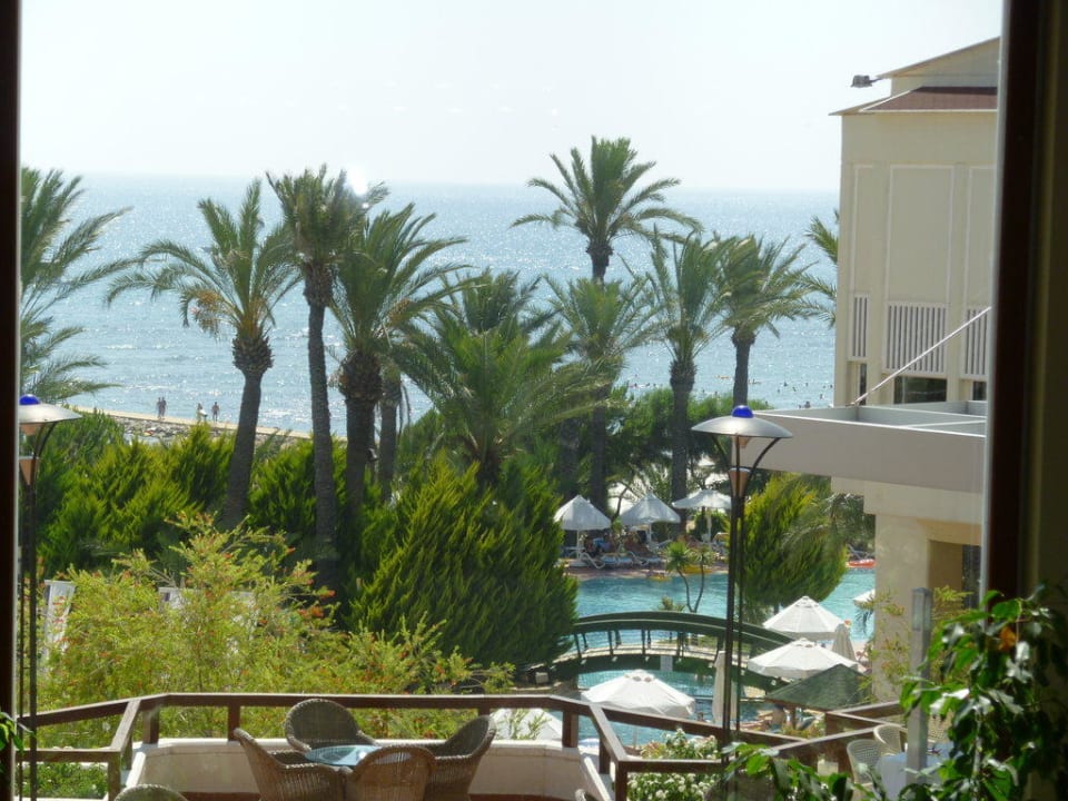 Beim Frühstück PALOMA Perissia