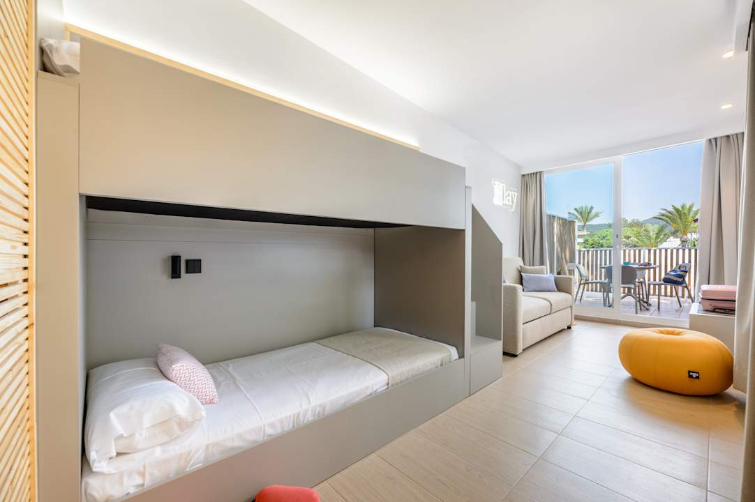 Zimmer Hotel Vibra Cala Tarida