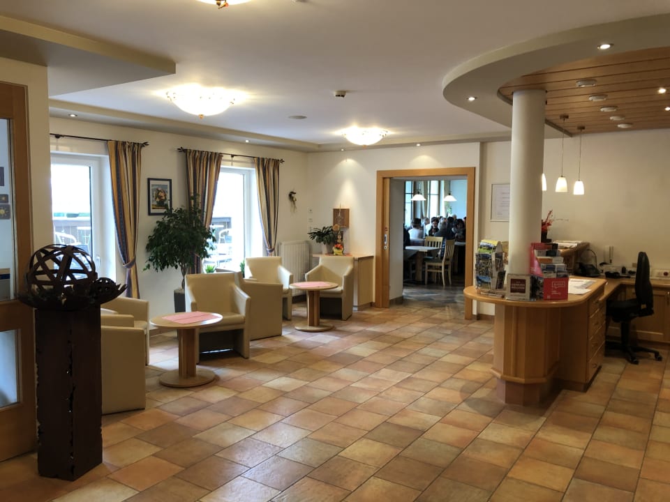 Lobby Gasthaus Landhotel Traunstein