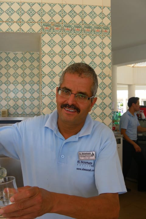 Mohamed hat alles im Griff, super Hotel El Mouradi Djerba Menzel