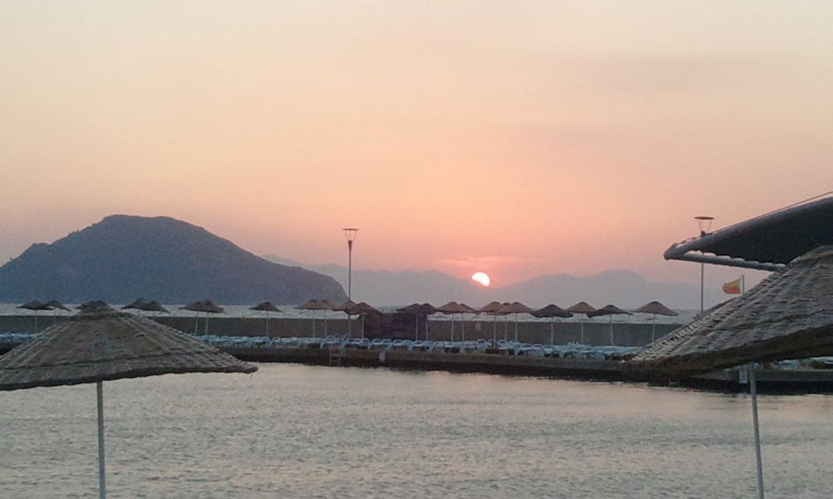 Sonnenuntergang La Blanche Resort & Spa