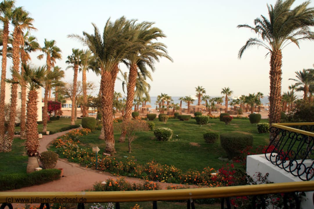 Gartenanlage Lotus Bay Beach Resort