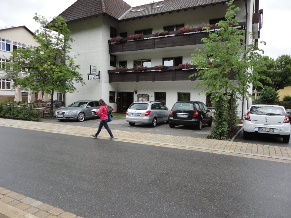 Внешний вид отеля лето 2012 Hotel Schiff