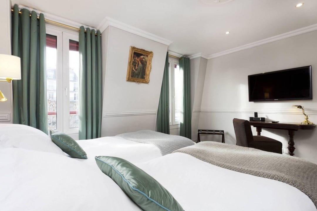 Guest Room Hotel De La Porte Dorée