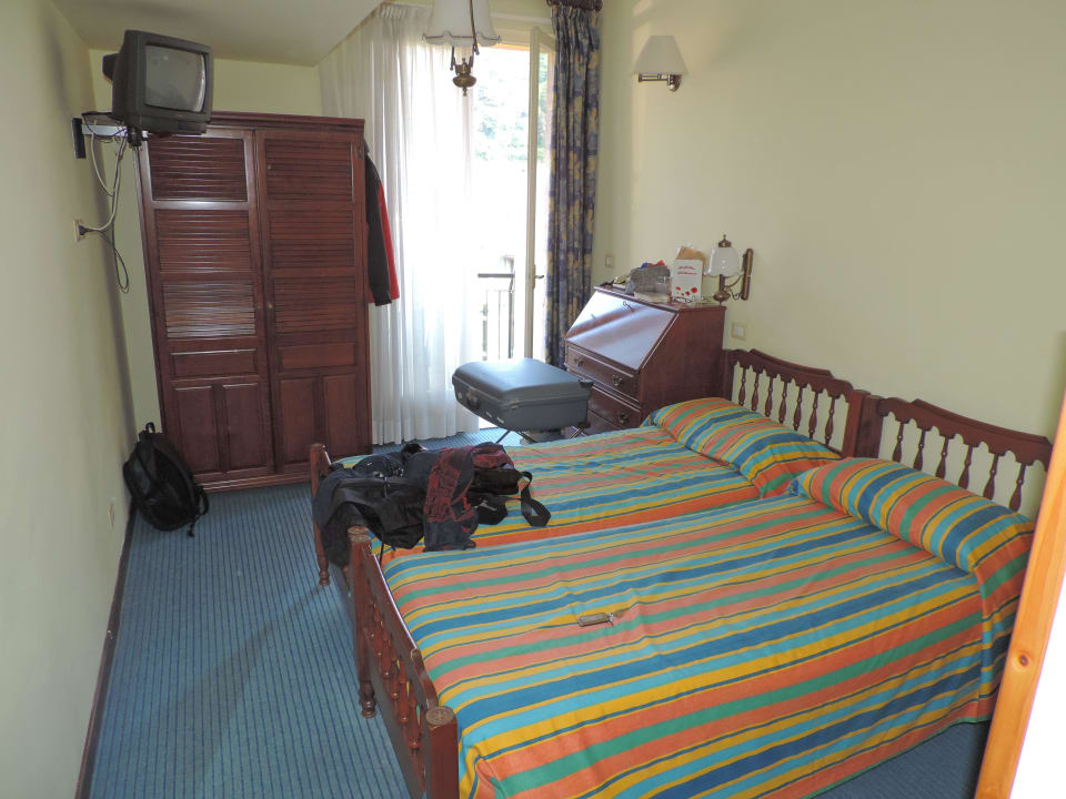 Kaum Bewegungsfreiheit Hotel Royal & Hotel Palme & Suite