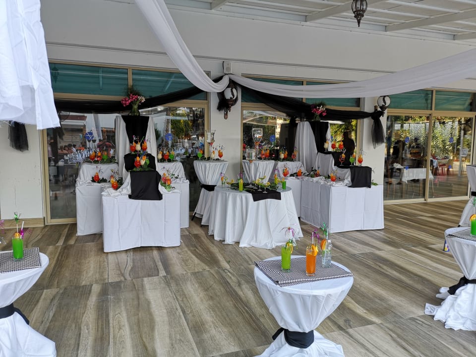 Gastro Side Aquamarin Resort & Spa