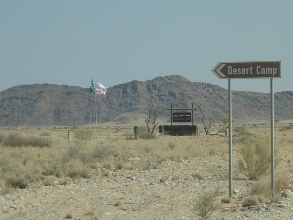 Anfahrt zur Desert Lodge Desert Camp