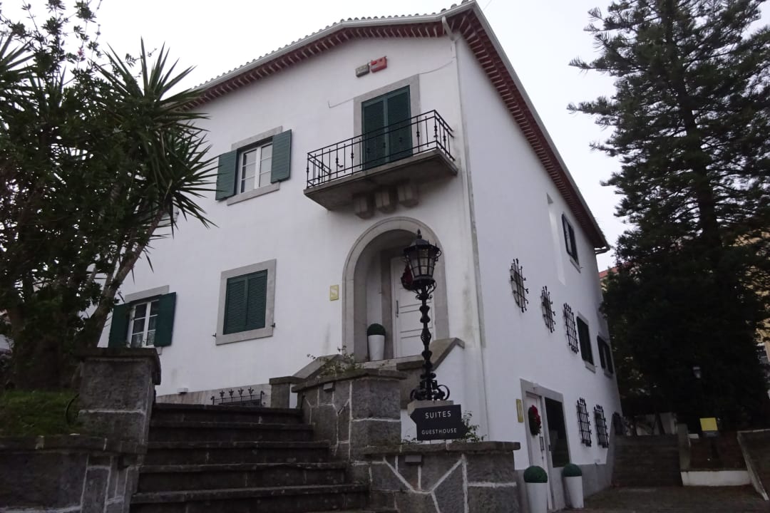 Außenansicht 4U Lisbon Airport Suites