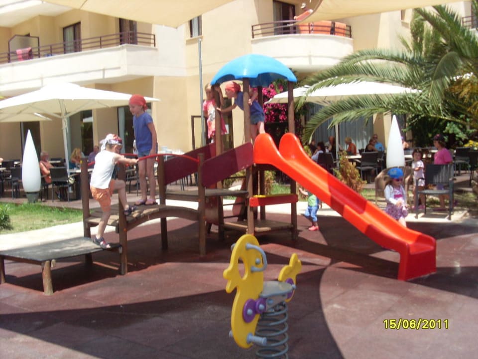 Spielplatz Allsun Hotel Orient Beach Sa Coma Holidaycheck Mallorca Spanien