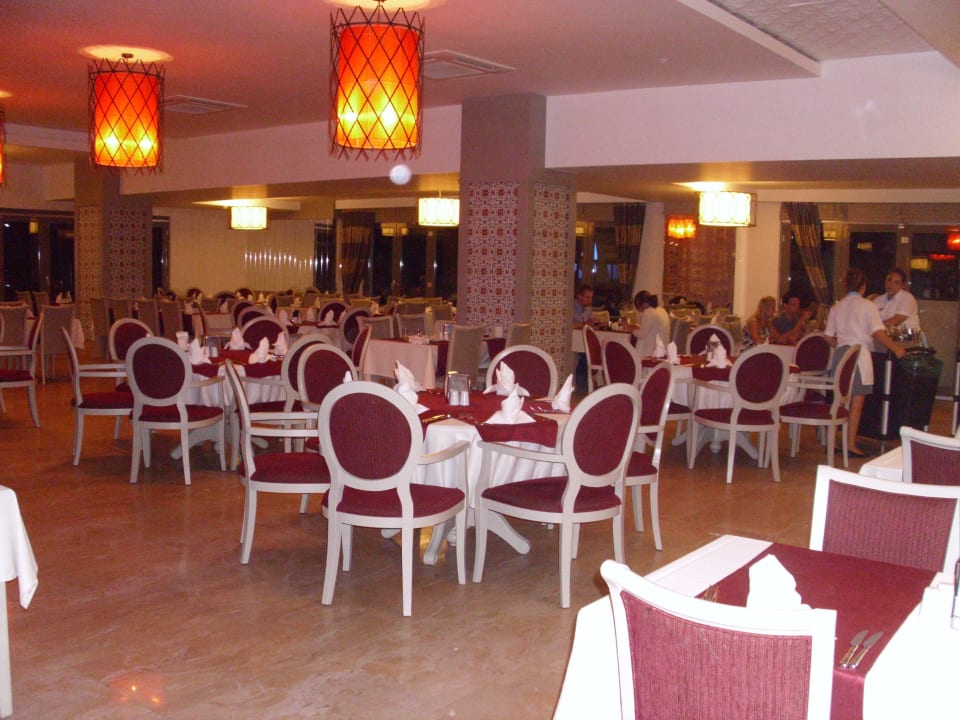 Auf den ersten Blick nett  Terrace Elite Resort