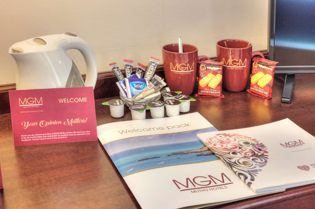 Zimmer Muthu Royal Hotel