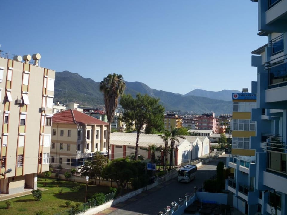 Blick auf die Berge Blue Diamond Alya