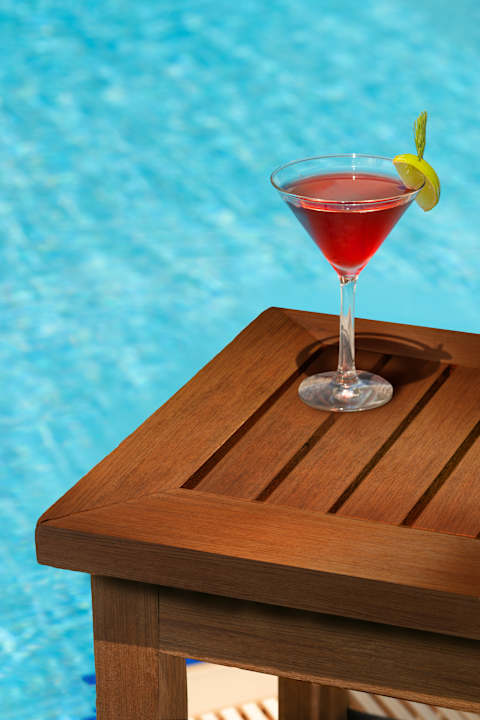 Pool NH Collection Maldives Reethi Resort