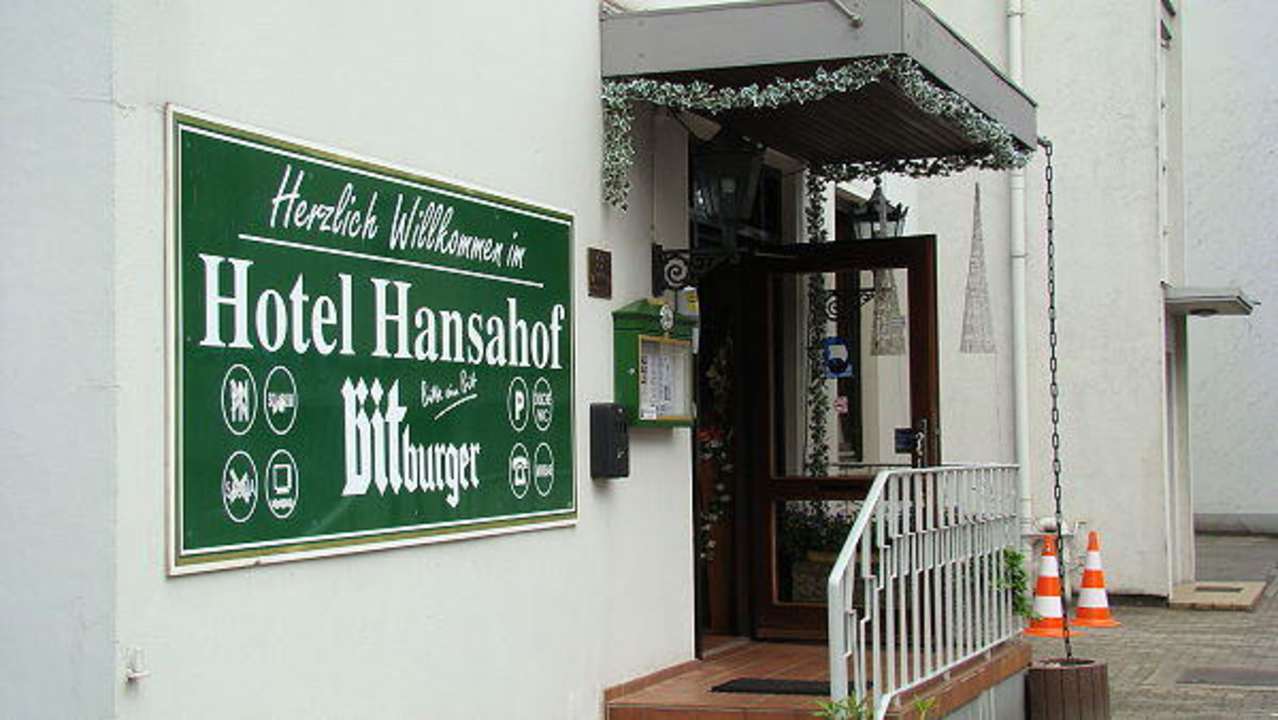 Hoteleingang Signature Hotel Hansahof Bremen