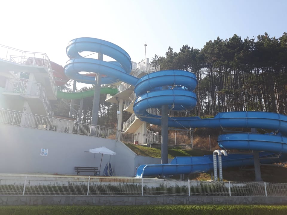 Große Wasserrutschen  Sol Luna Bay