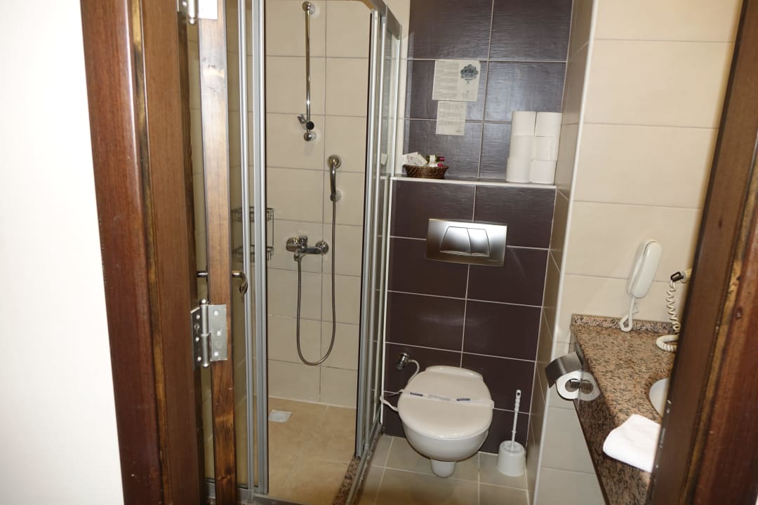 Kleines Bad Hotel Kahya