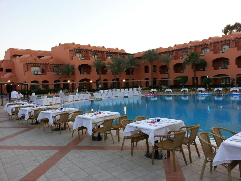 Vorbereitung zum Stammgästeessen Jaz Makadi Oasis Resort