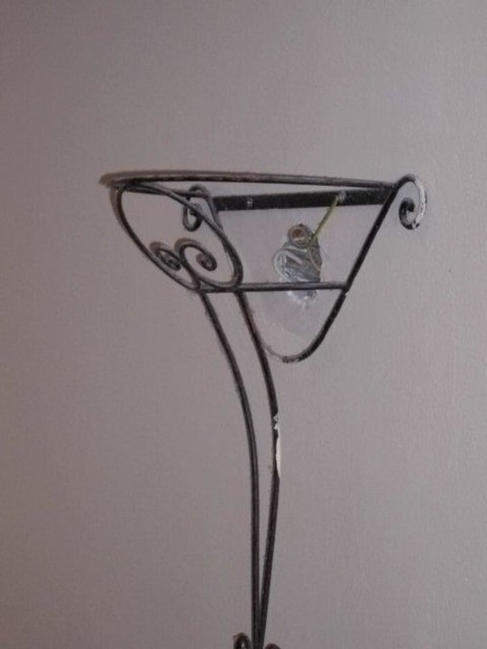 Fehlendes Licht in Fluren und Treppenhäusern Hotel African Queen