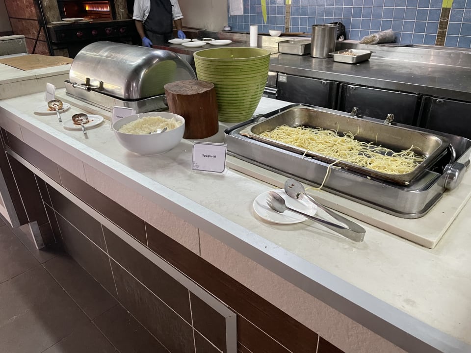 Gastro Crystals Beach Resort Belle Mare, a member of Radisson Individuals