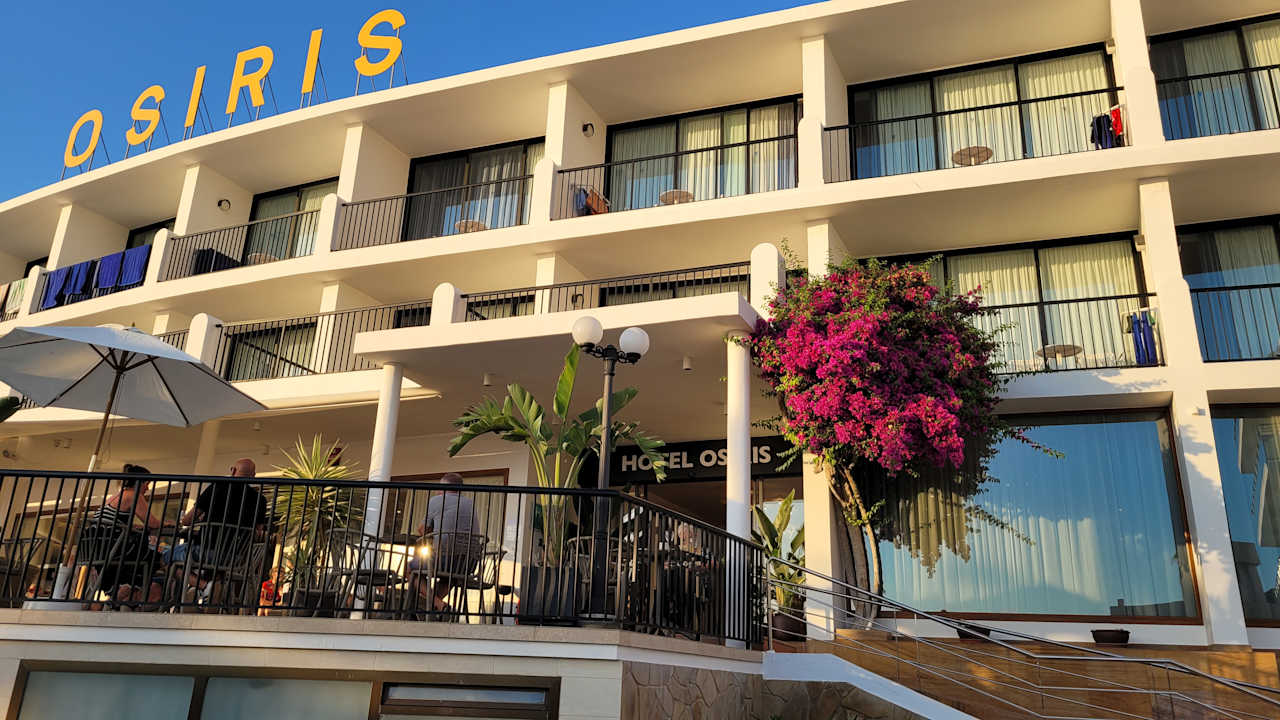 Außenansicht Hotel Osiris