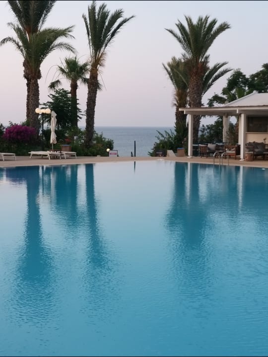 Ausblick Crystal Springs Beach Hotel