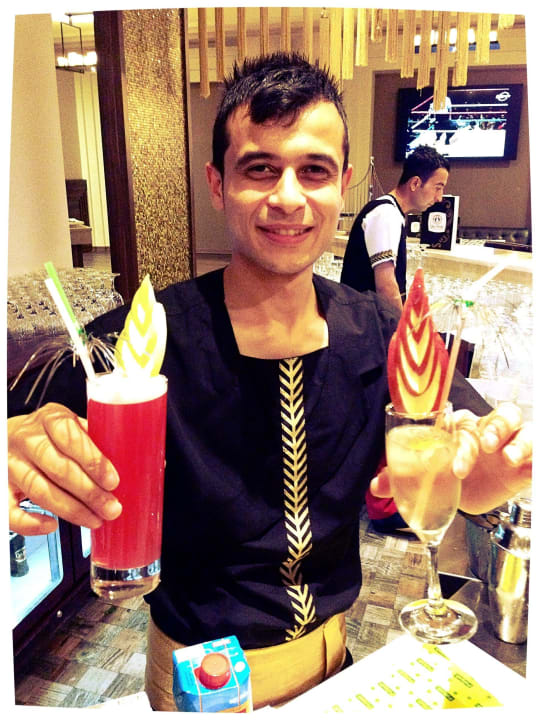 Fatih Kara Irish pub bar the best barman  Hotel Botanik Platinum