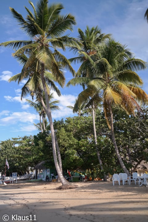 Beach rechts Bahia Principe Grand El Portillo