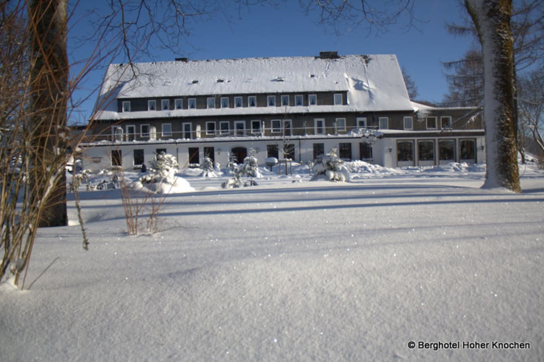 Außenansicht Berghotel Hoher Knochen