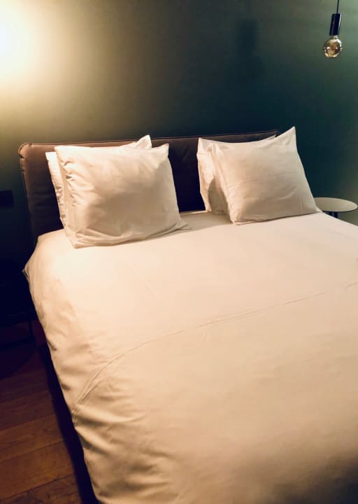 Zimmer U Eat & Sleep Antwerp