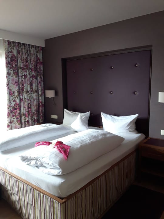 DZ. mit Blick auf den See. Hotel Sommer