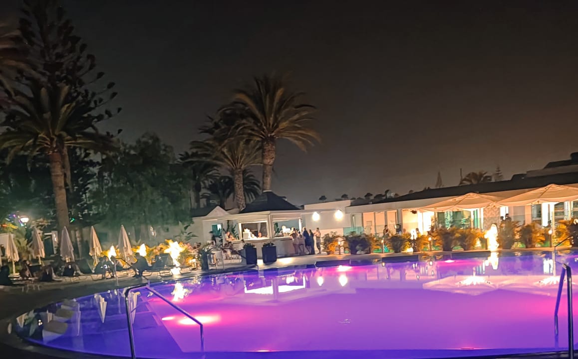 Pool Canary Garden Club