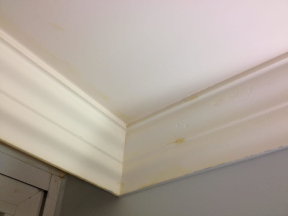 Wasserflecken Crowne Plaza Dead Sea