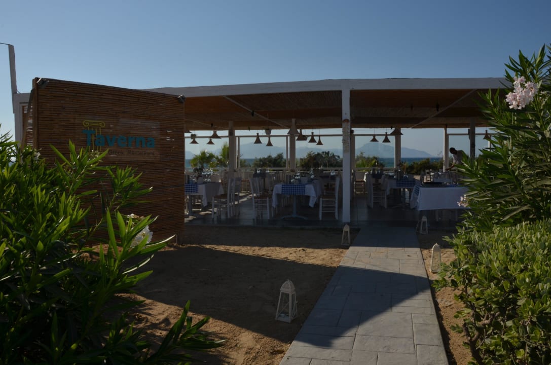 Taverne am Strand Atlantica Marmari Palace