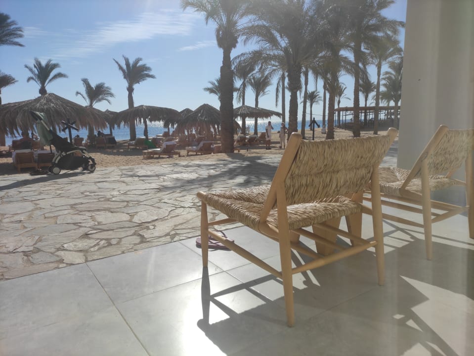 Zimmer Serry Beach Resort