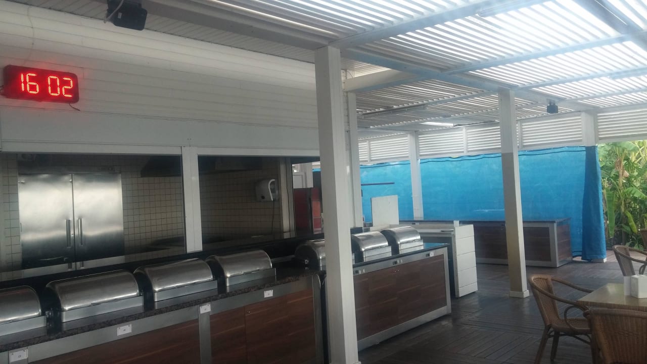 Beachbar um 16:02 Uhr FUN&SUN Smart Hane Sun Hotel