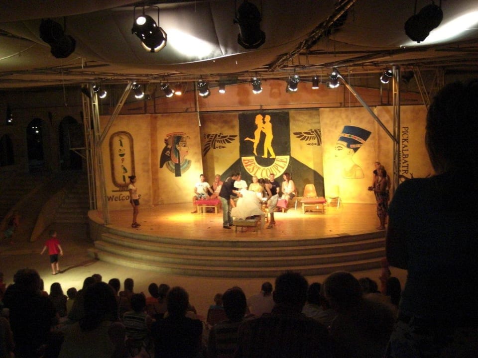 Show im Amphitheater Pickalbatros Aqua Vista Resort - Hurghada
