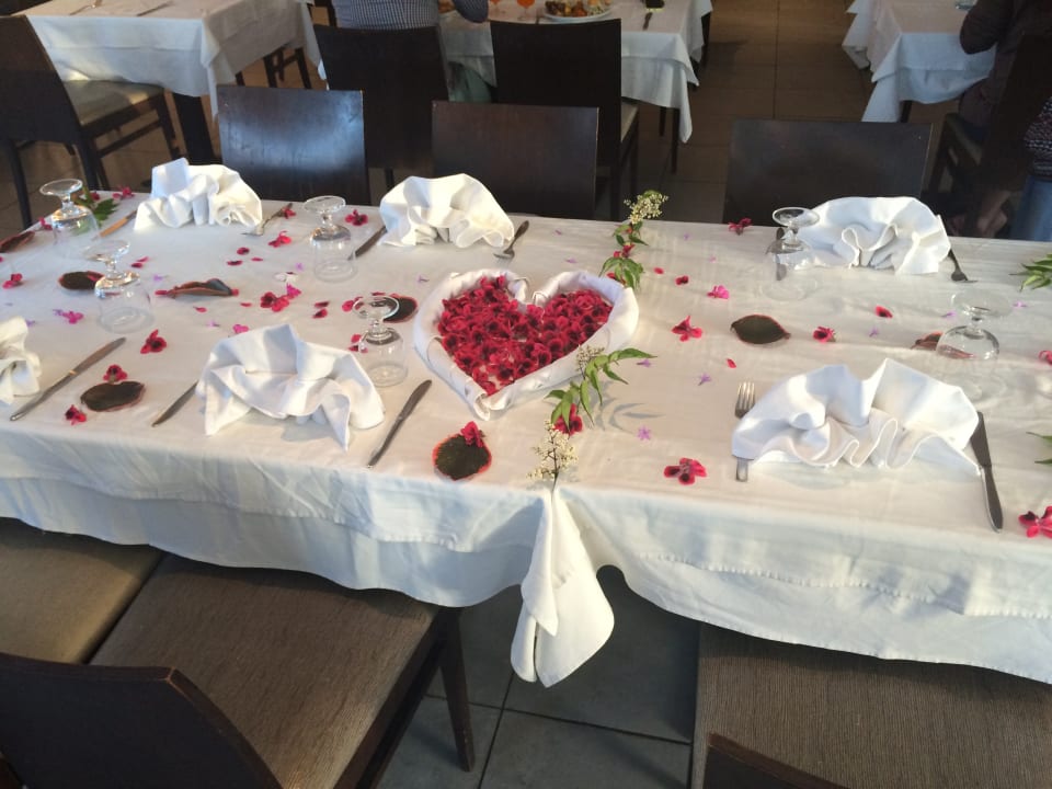 Restaurant Nozha Beach Resort & Spa