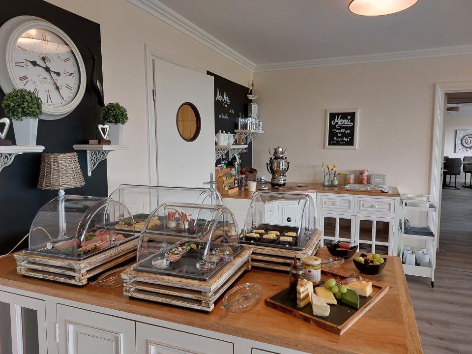 Gastro Hof Norderlück - Das Ostseehotel unter Reet