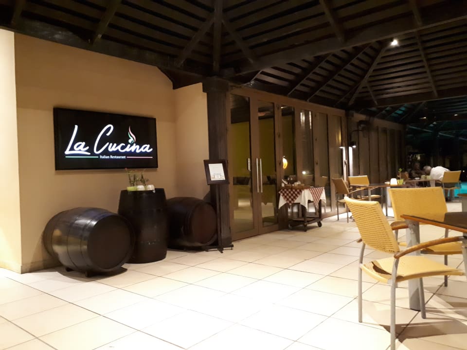 Gastro Miramar Al Aqah Beach Resort