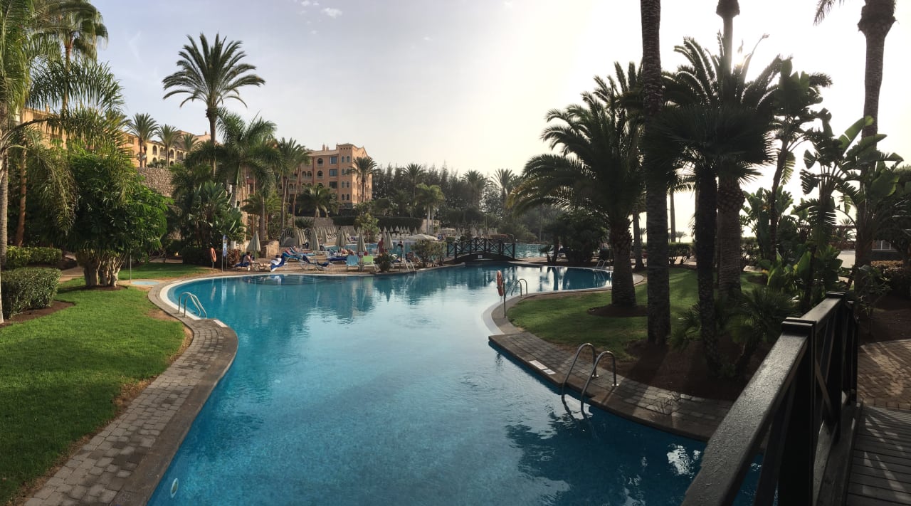 Pool R2 Rio Calma Hotel & Spa & Conference