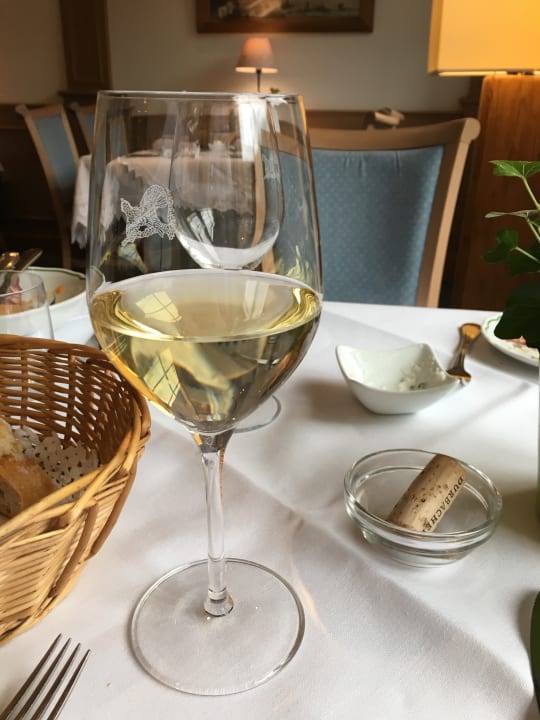 Durbacher Chardonay im Hotelrestaurant Wellnesshotel Forsthaus Auerhahn
