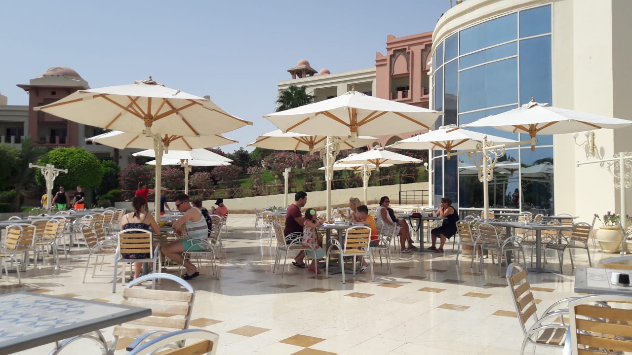 Gastro Serenity Alpha Beach